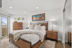 Beach Dreamin Luxury Water View AC Garage Fast WiFi Rooftop Patio 5175